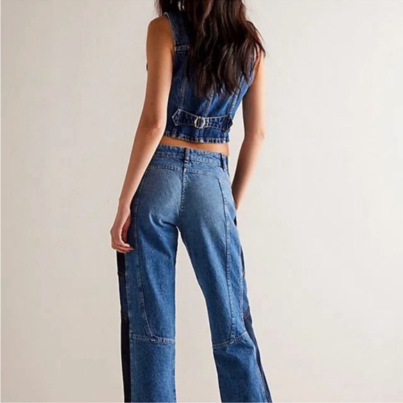 NWOT FREE PEOPLE Moonlit Moto Boot Leg Mid Rise Distressed Finish 31 - Picture 2 of 3